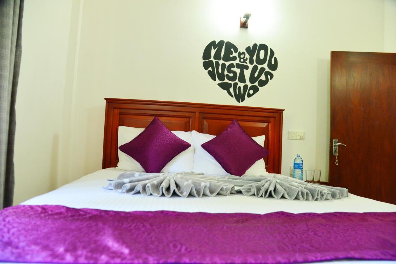 Cinnamon Holiday Inn Hikkaduwa Esterno foto
