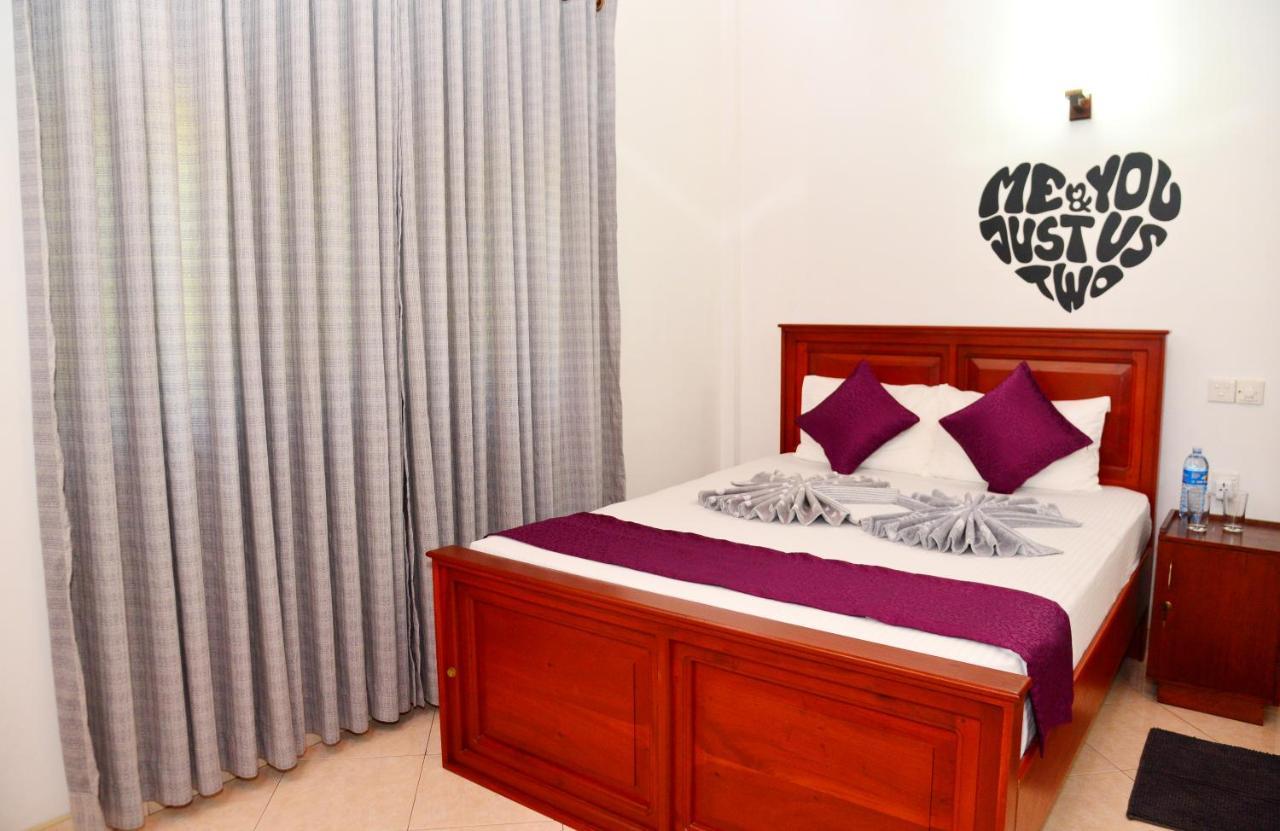 Cinnamon Holiday Inn Hikkaduwa Esterno foto